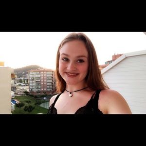 Meet your Posher, Riley